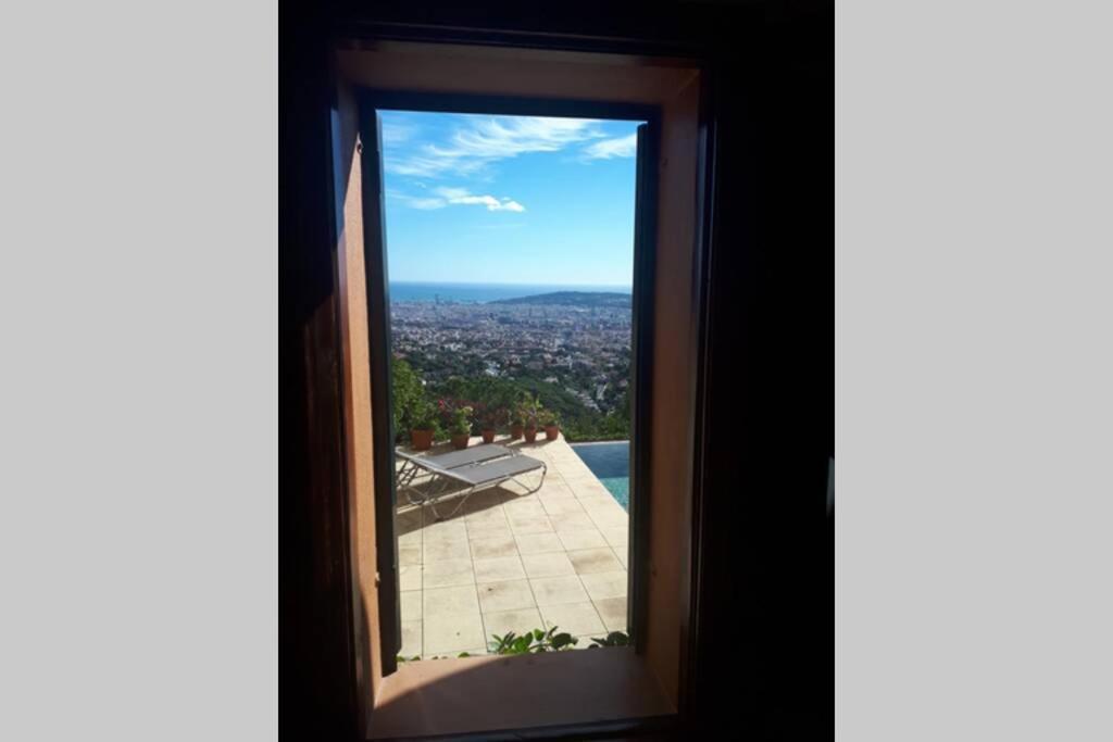 Magic Place Sant Just Desvern Εξωτερικό φωτογραφία